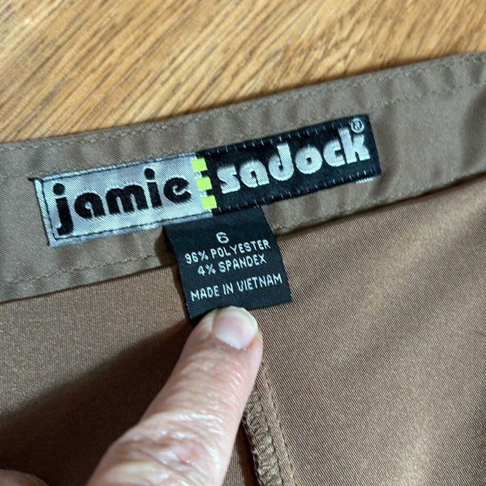 Jamie Sadock, casual active wear solid light brown skort/mini skirt. Size 6. - Picture 3 of 17